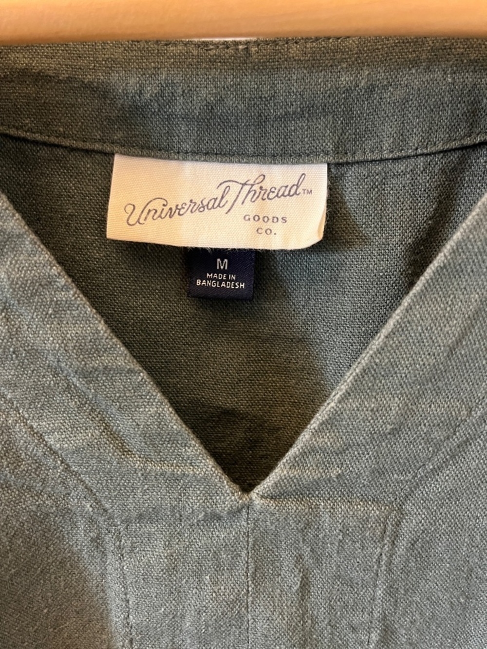 Universal Thread Olive V-Neck Cropped Short-Sleeve Tunic - Picture 3 of 7